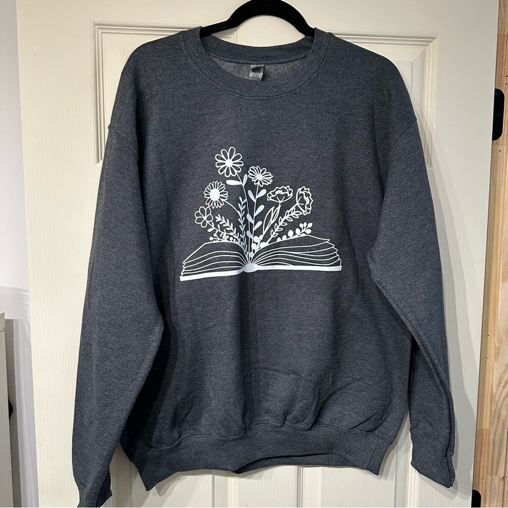 Etsy Custom Sweatshirt - Medium